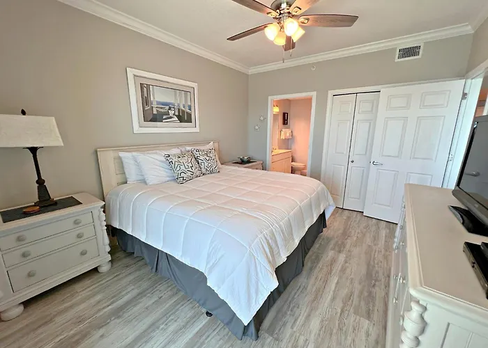 Holiday home Crystal Shores *